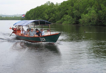 Customized Full Day Tour in Sihanoukville (Trip#855109) SIHANOUKVILLE CAMBODIA Excursions excursions_img_145_1368113550.jpg